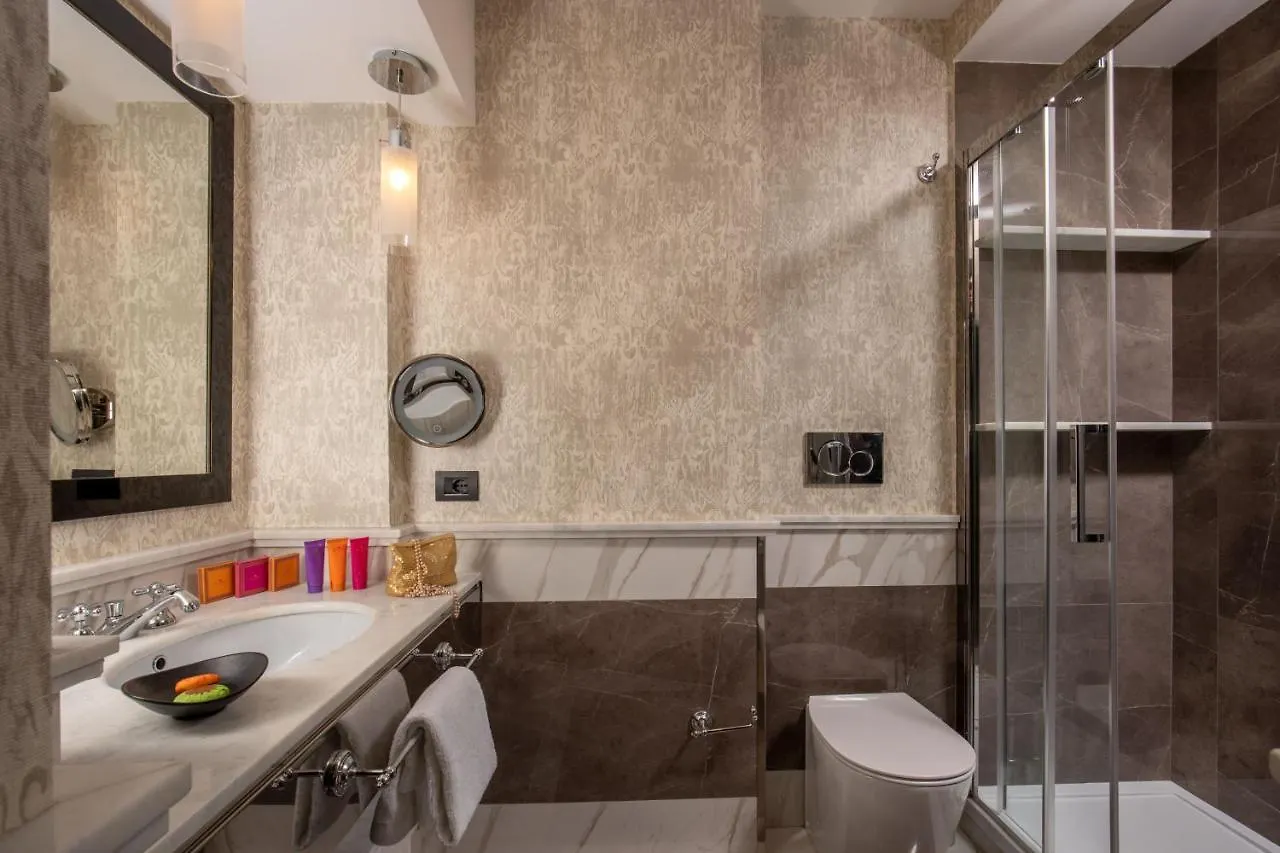Hotel The Inn At The Spanish Steps Luxury Collection - Mario De' Fiori Suite Rome