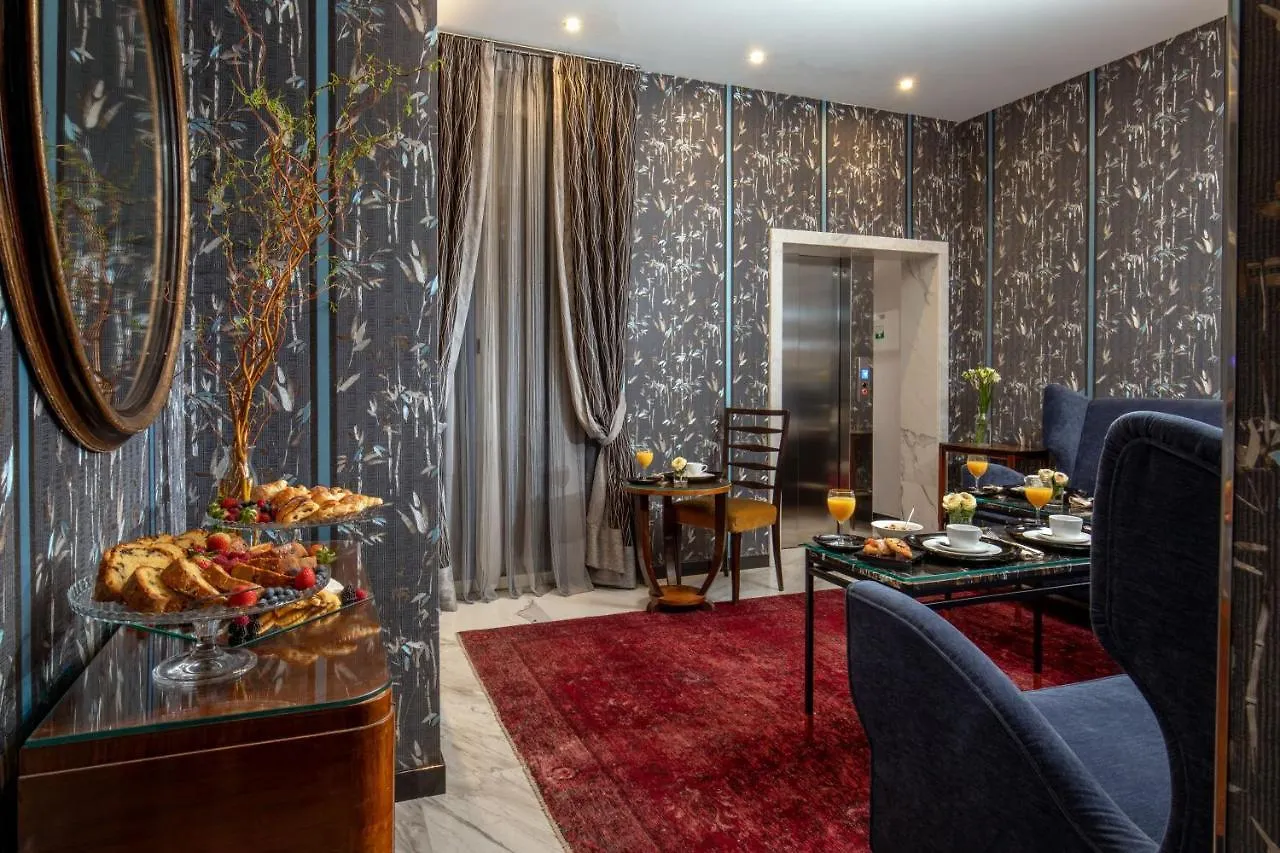 The Inn At The Spanish Steps Luxury Collection - Mario De\' Fiori Suite contacts